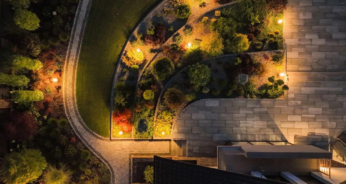 Top 5 Benefits of Professional Lawn Care Services for Your Home