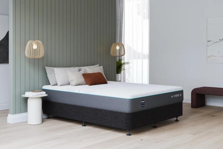 Silentnight Hybrid Beds n Dreams