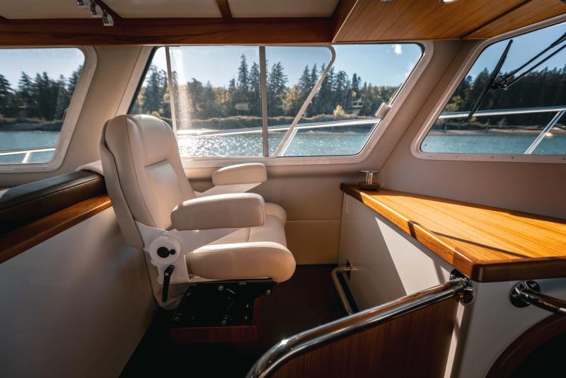 Copilot seat in a 46