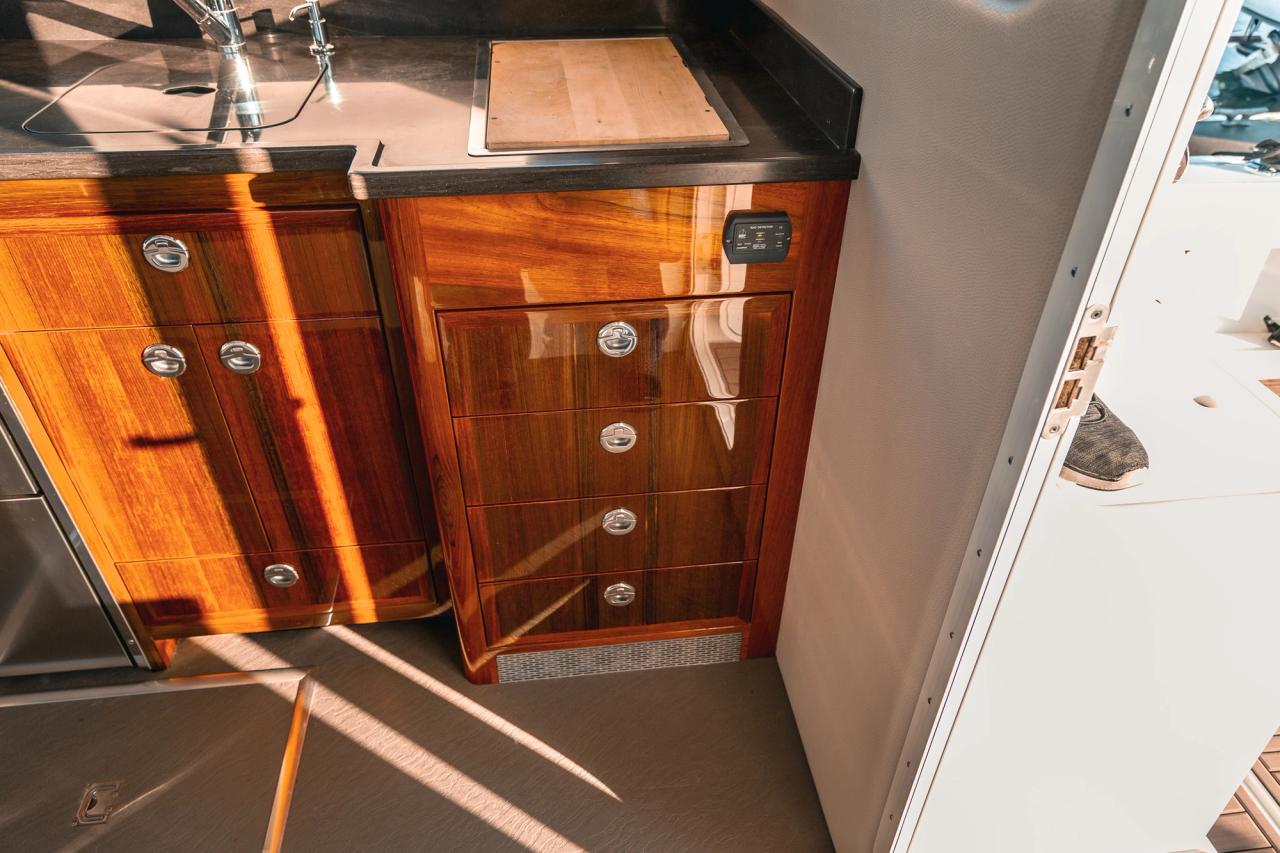 2019 Lindell 46 Interior photo 15