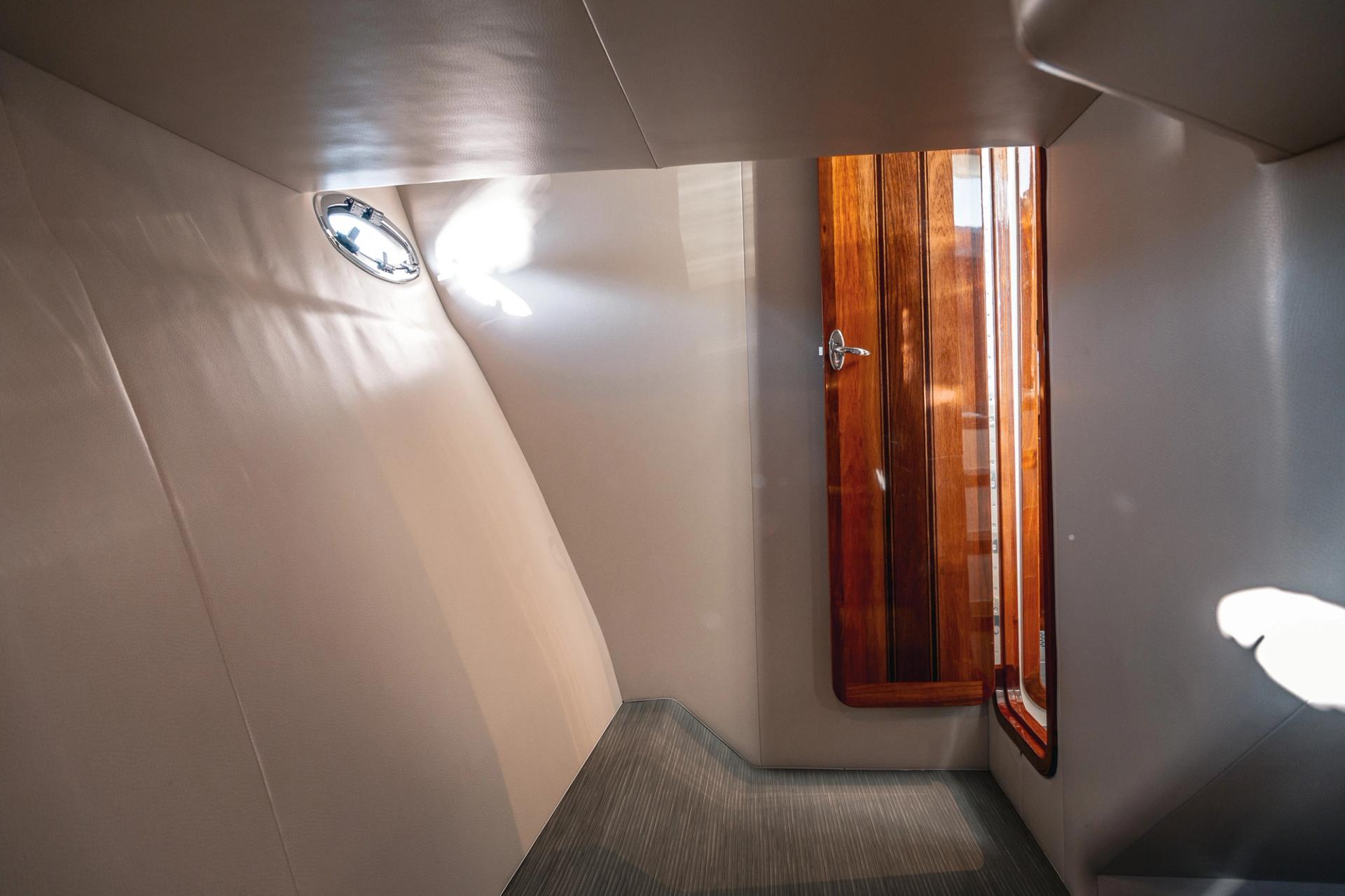 2019 Lindell 46 Interior photo 34