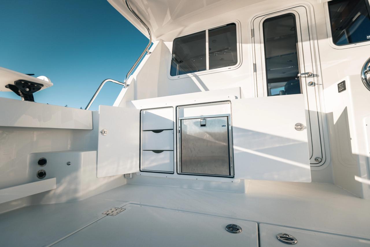 lindell 38' tackle storage doors open, view of storage racks