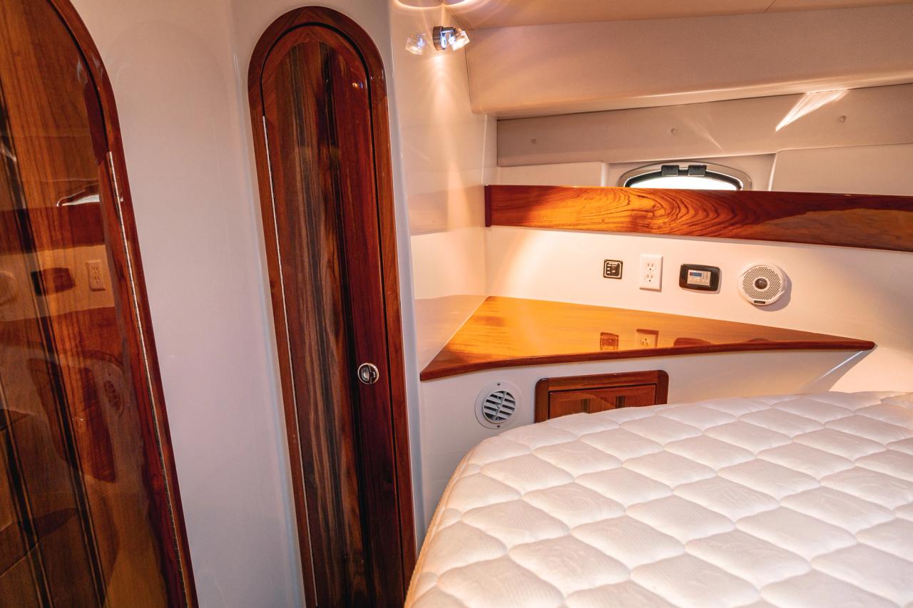 2019 Lindell 46 Interior photo 31