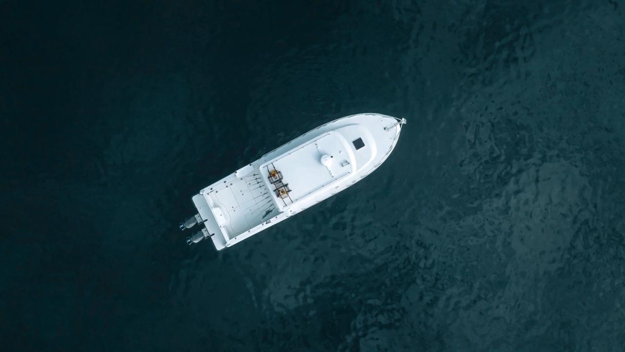 lindell 41 drone view from overhead idle