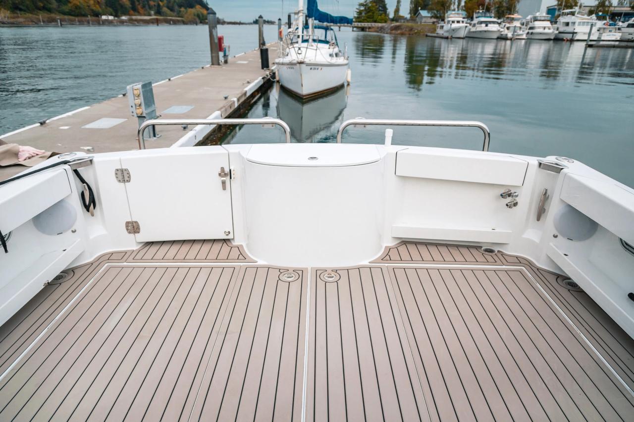 2024 Lindell 46 Fly Exterior photo 9