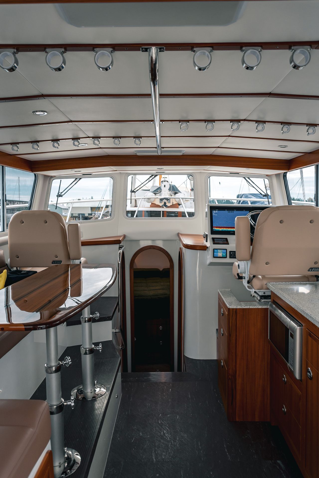 2024 Lindell 46 Fly Interior photo 3