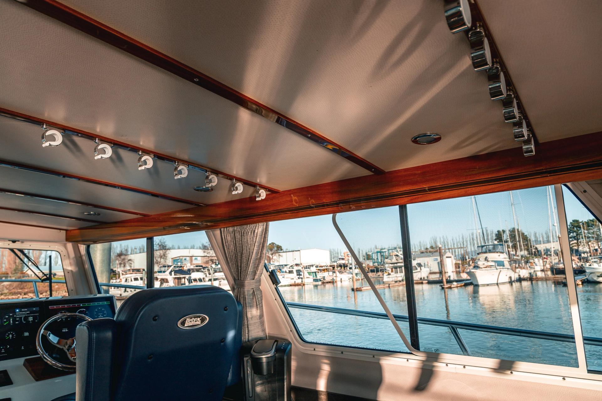 2019 Lindell 46 Interior photo 12