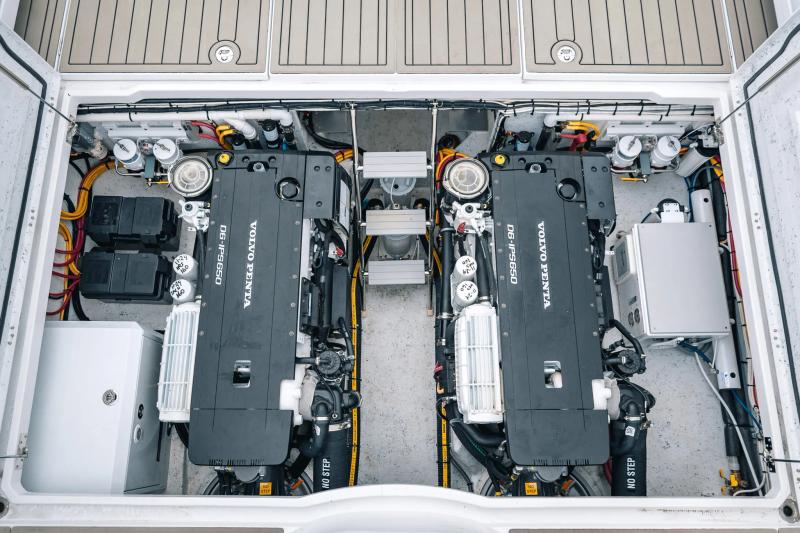 Engine compartment on a factory-verified Lindell