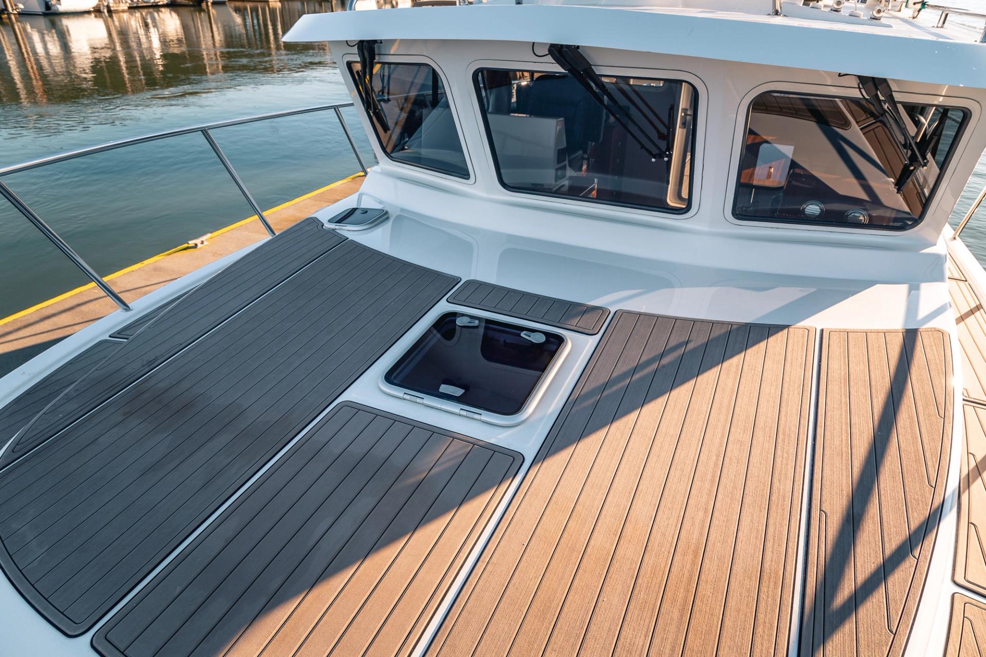 2019 Lindell 46 Exterior photo 9
