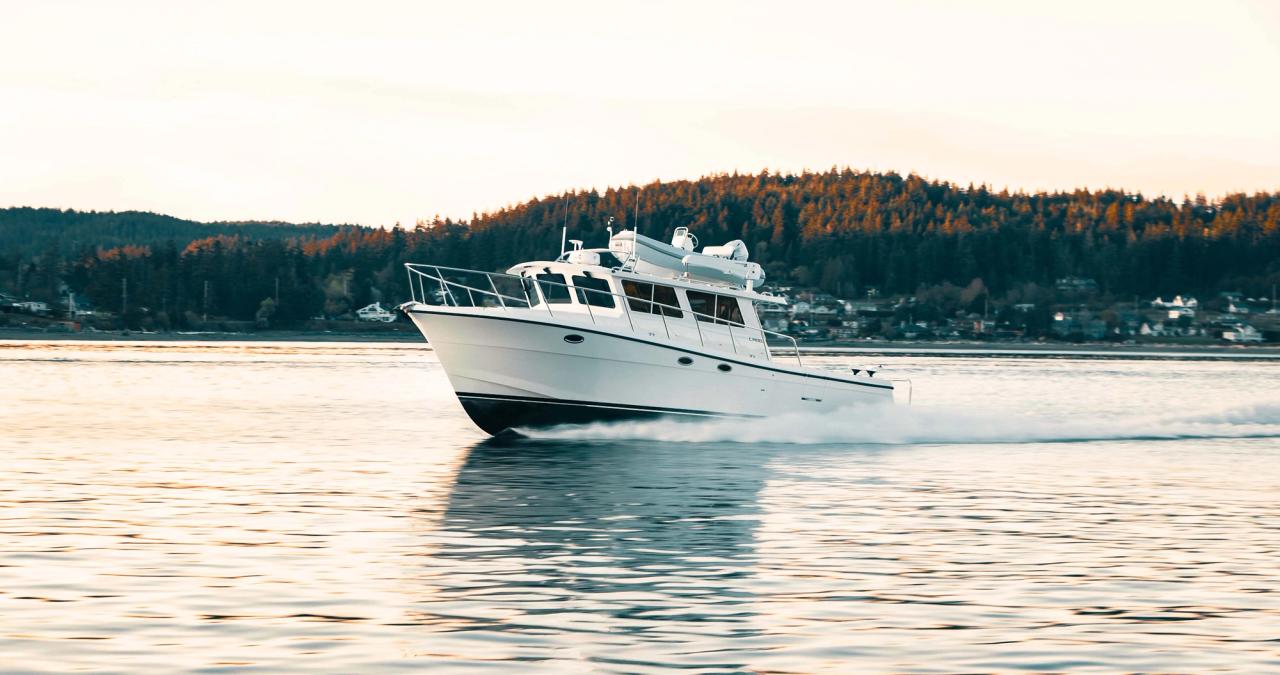 lindell 42 on plane at sunset near La Conner Washington