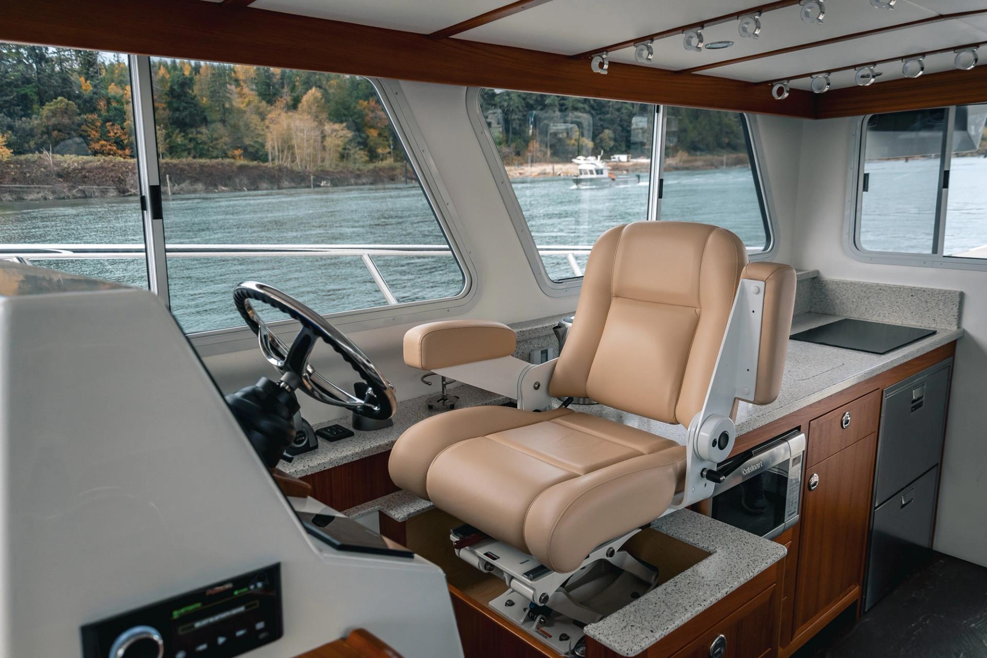 2024 Lindell 46 Fly Interior photo 5