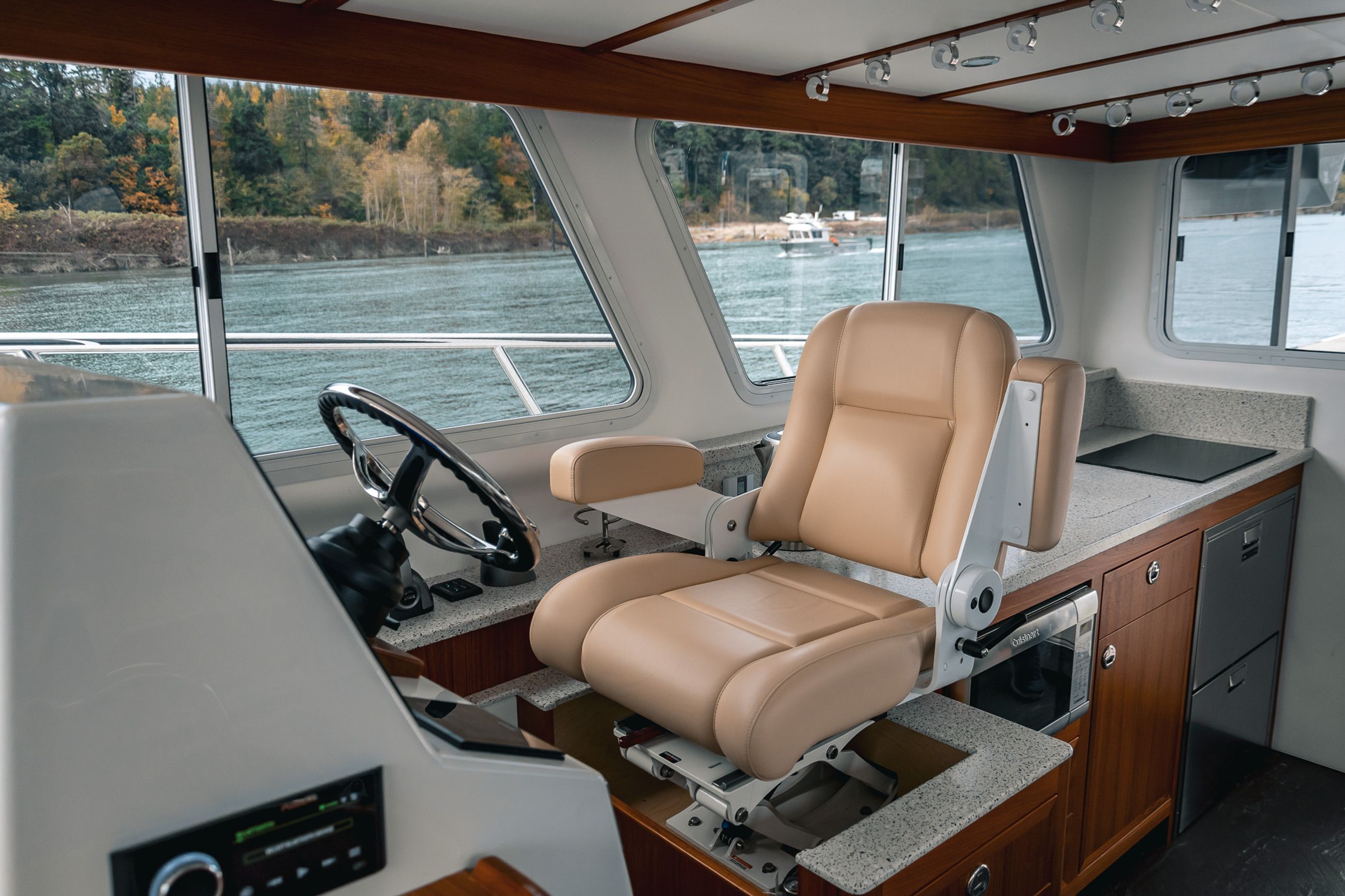 Helm Station and Galley of the 2024 Lindell 46' flybridge