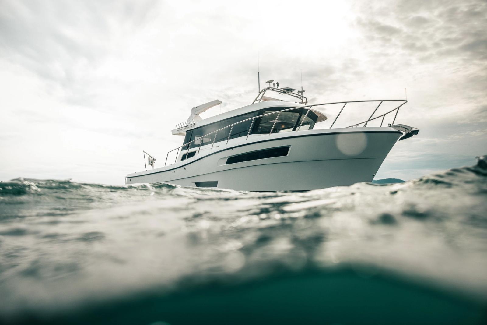 Lindel 48 floating in the water