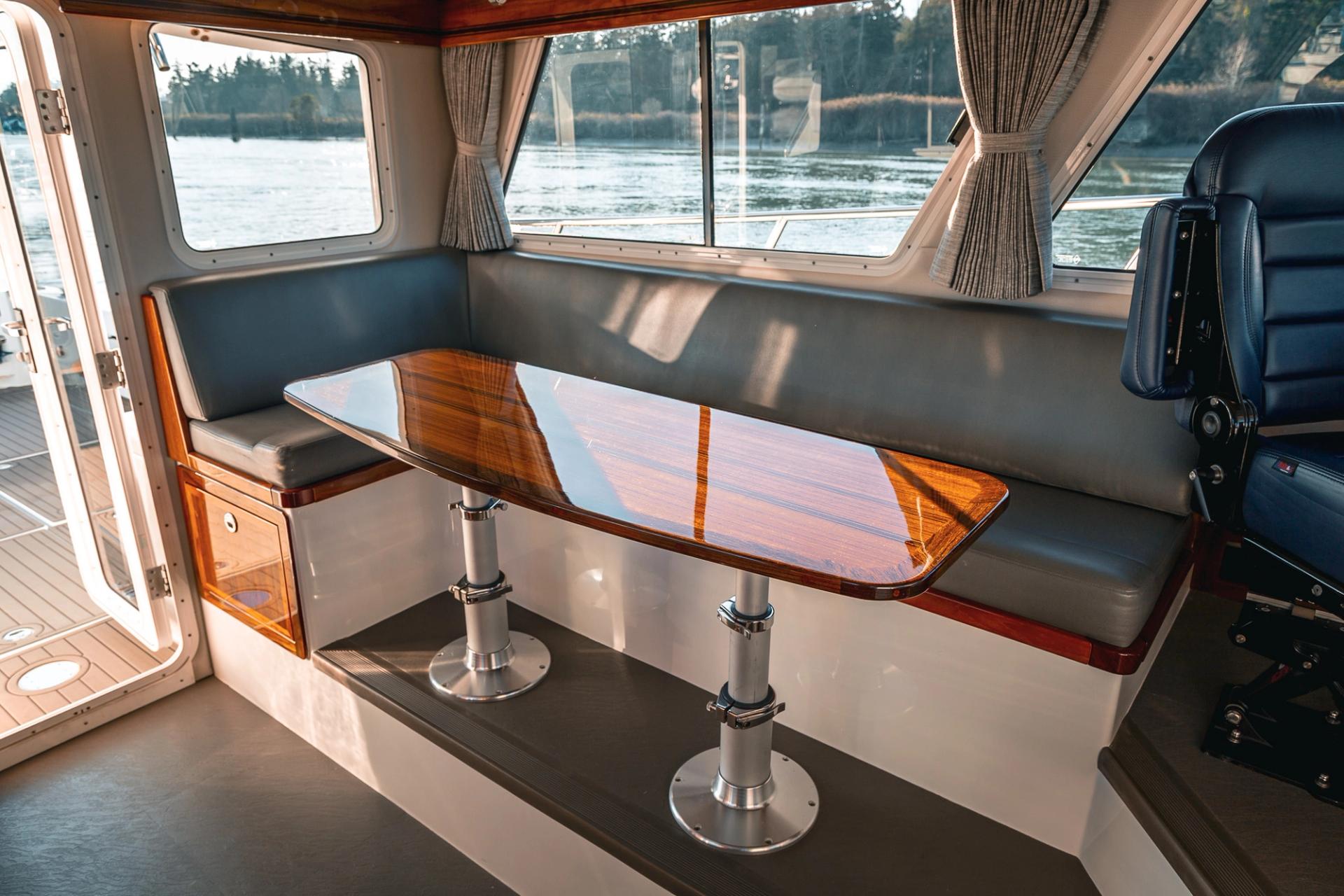 2019 Lindell 46 Interior photo 19