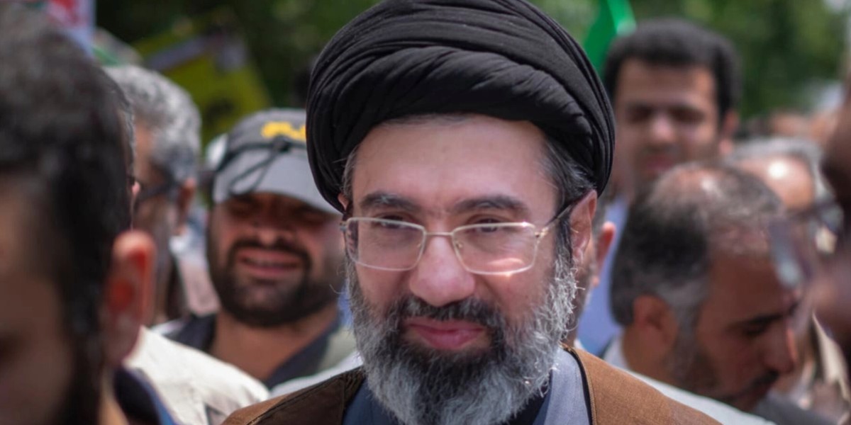 مجتبی خامنهای بهعنوان سومین رهبر جمهوری اسلامی معرفی شد