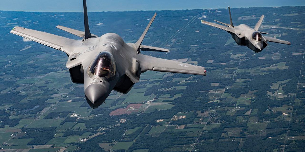 فایننشال تایمز: آمریکا شمار جنگندههای خود را در اردن و عربستان افزایش داده است