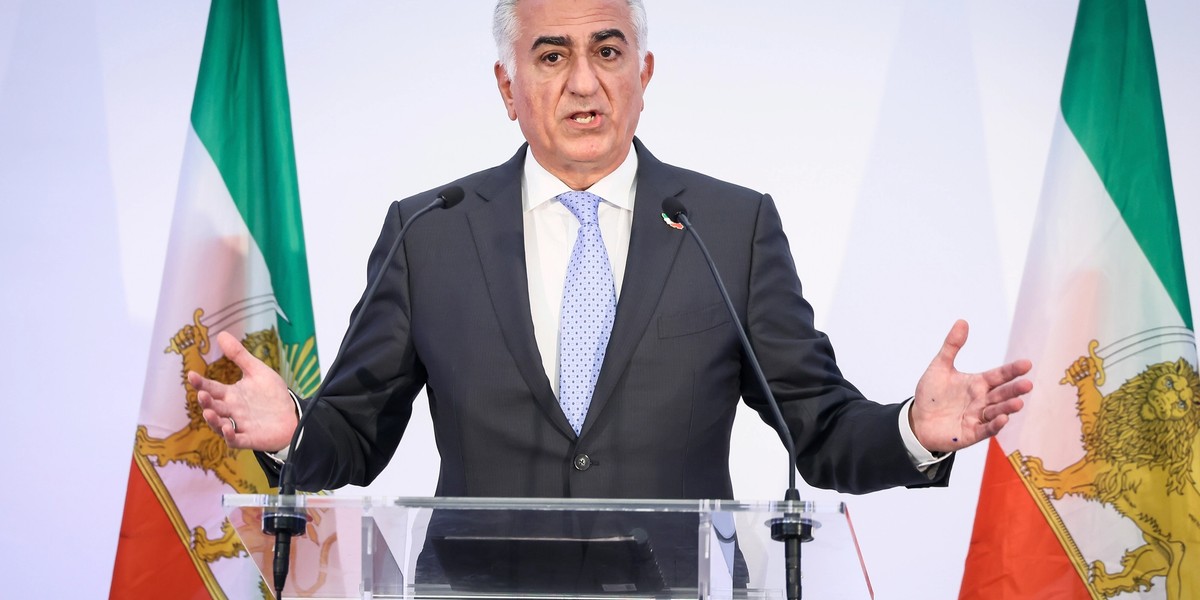 شاهزاده رضا پهلوی: ملت ایران بهای سیاستهای جمهوری اسلامی را میپردازد