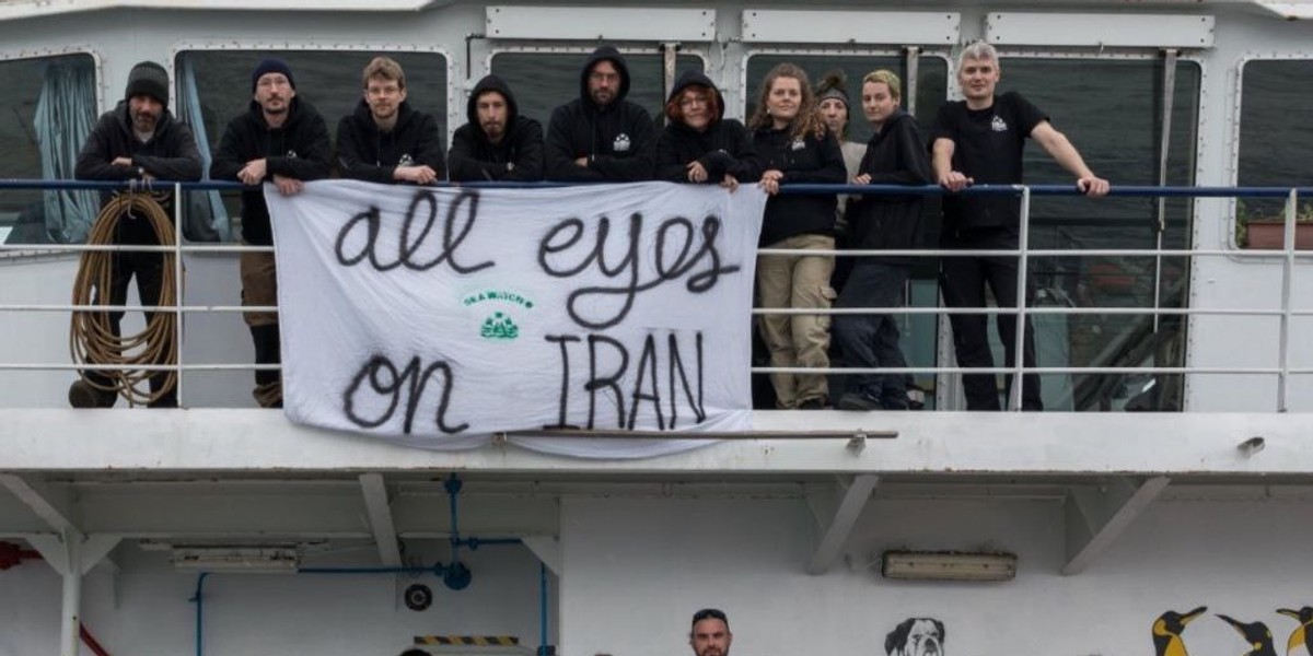 سیواچ: کنار مردم ایران ایستادهایم