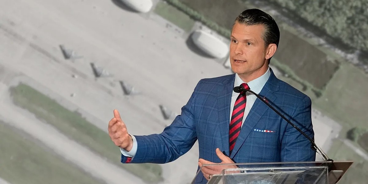 هگست: همه گزینهها همچنان روی میز است