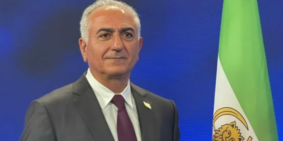 پیام شاهزاده رضا پهلوی به مردم ایران: فعلاً از حضور در خیابانها خودداری کنید