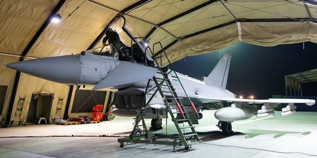 استقرار جنگندههای بریتانیا در قطر برای مقابله با تهدید احتمالی