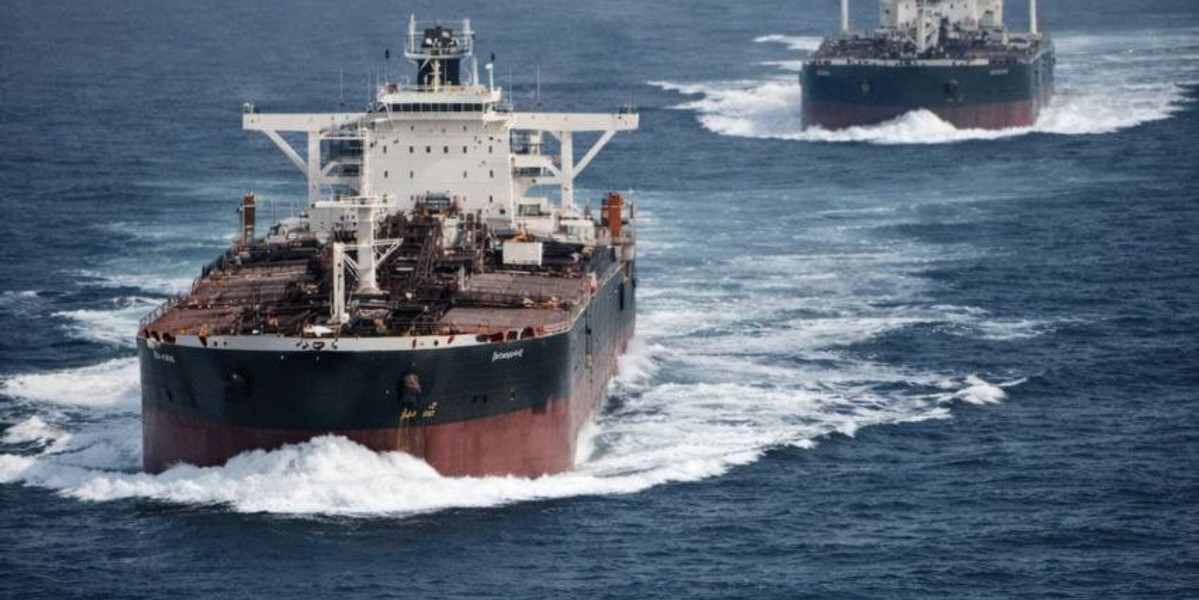 ابرنفتکشها در پی تشدید تنشها در منطقه، سرعت عبور از تنگه هرمز را افزایش دادند