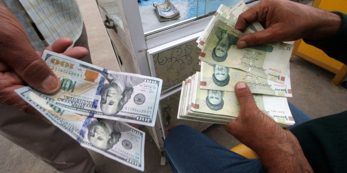 سقوط کمسابقه شاخص بورس تهران و جهش دلار در بازار آزاد