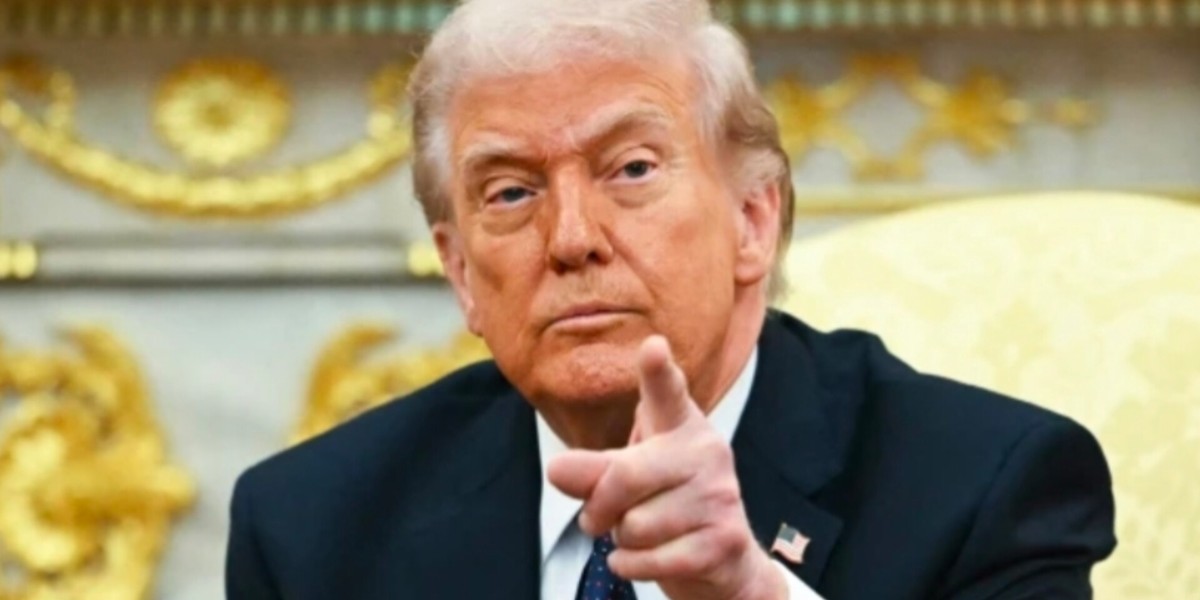 ترامپ به نیروهای جمهوری اسلامی: سلاح را زمین بگذارید یا با مرگ روبهرو میشوید