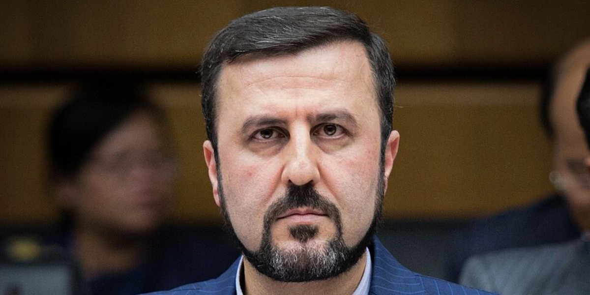 ثبت شکایت در سوئیس علیه کاظم غریبآبادی به اتهام جنایت علیه بشریت