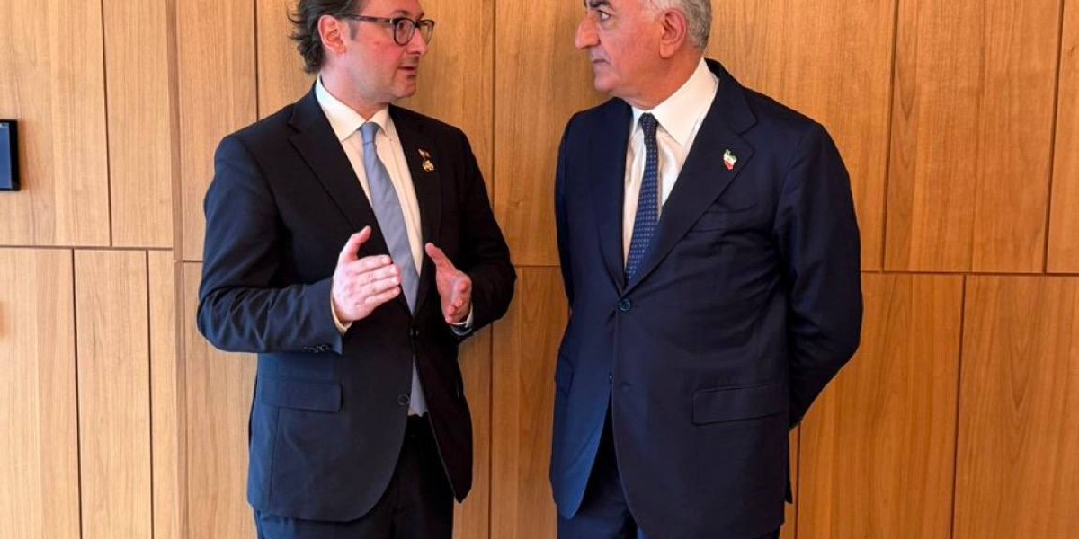 ایران آزاد یعنی ثبات بیشتر در خاورمیانه و امنیت بالاتر برای اروپا ایران آزاد یعنی ثبات بیشتر در خاورمیانه و امنیت بالاتر برای اروپا