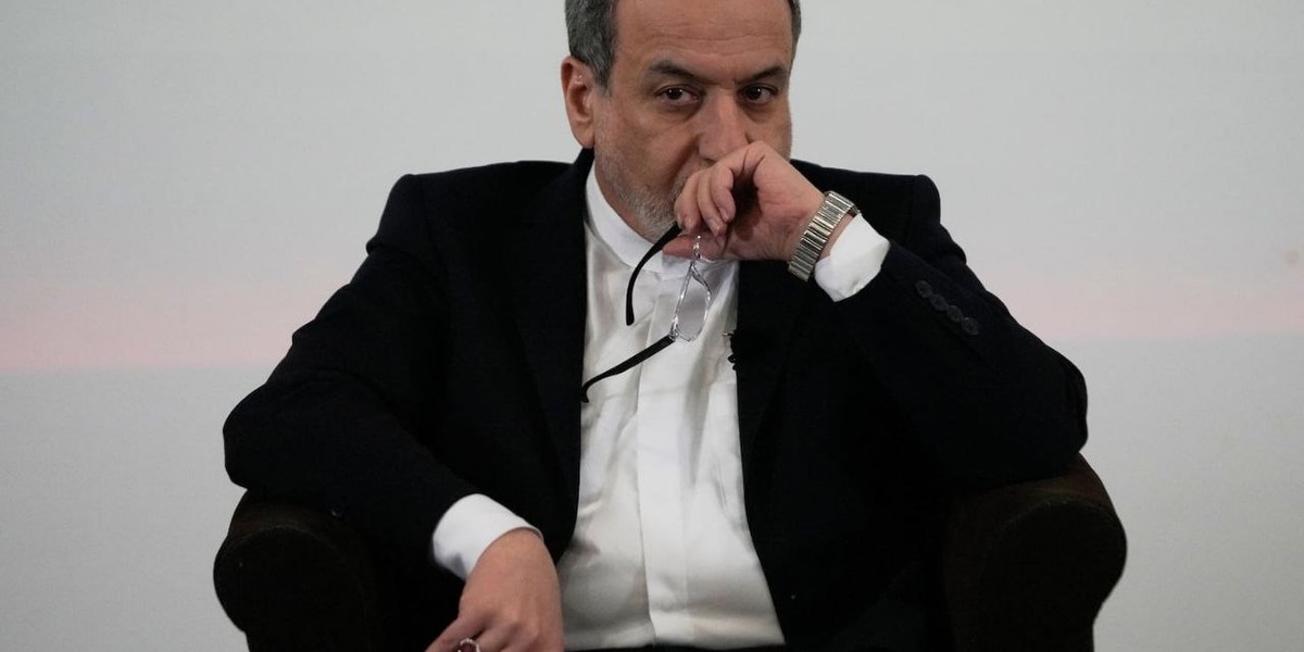 آمریکا: اظهارات عباس عراقچی تحریف واقعیت اعتراضات است