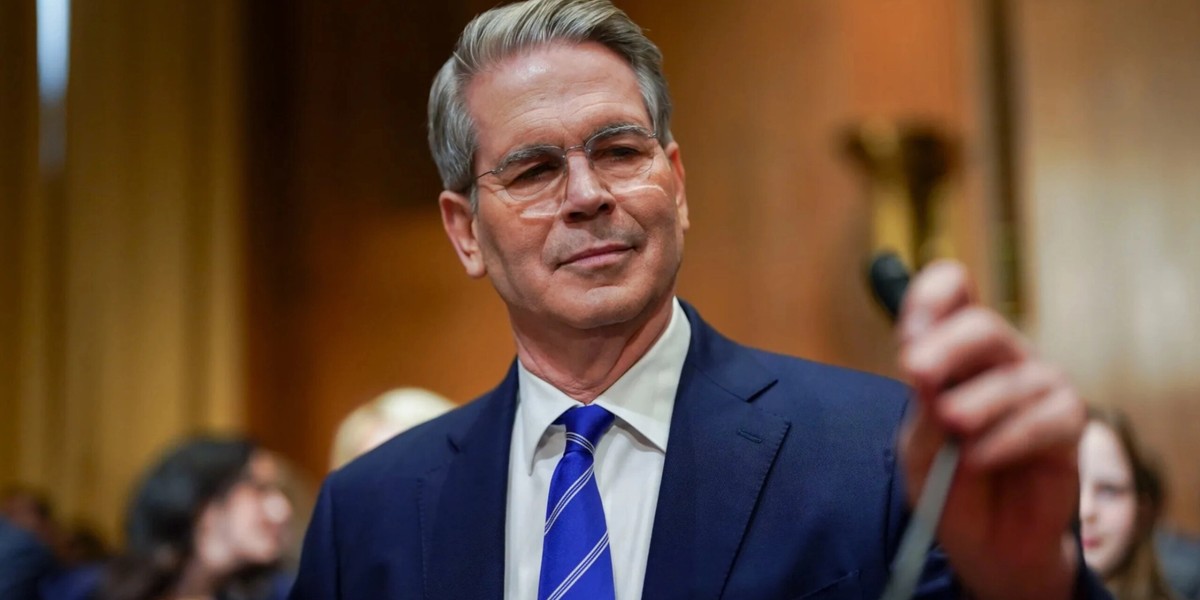 آمریکا در پی بازگرداندن پولهای خارجشده از ایران