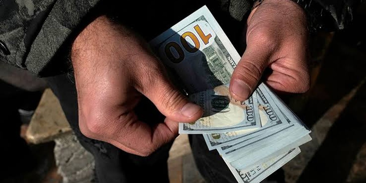 بسنت: جمهوری اسلامی میلیاردها دلار را به جای مردم ایران صرف نیروهای نیابتی میکند