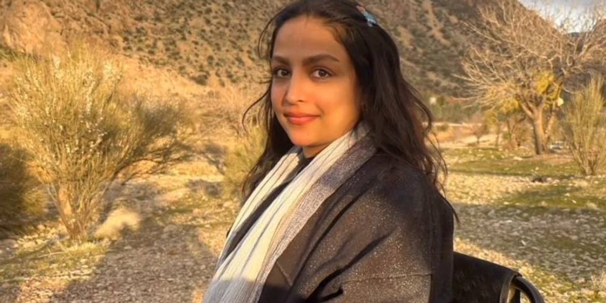 سارا برومند، مادر ۲۷ ساله در مرودشت با شلیک مستقیم نیروهای سرکوب کشته شد