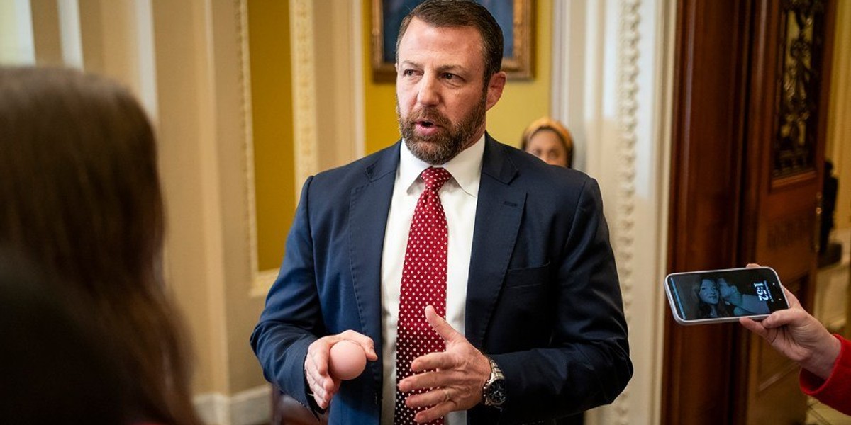 اظهارات سناتور مارکوین مولین درباره توان نظامی جمهوری اسلامی و تهدیدهای ترامپ