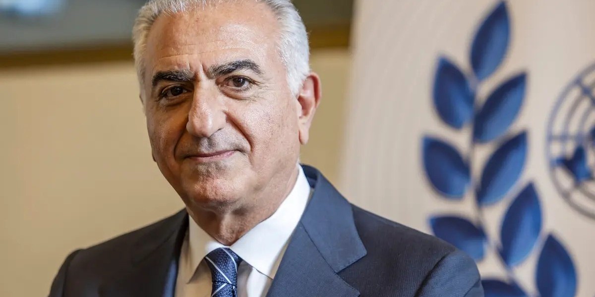 شاهزاده رضا پهلوی به دانشجویان: شما فریاد بلند ملت شدید و آینده از آن شما است