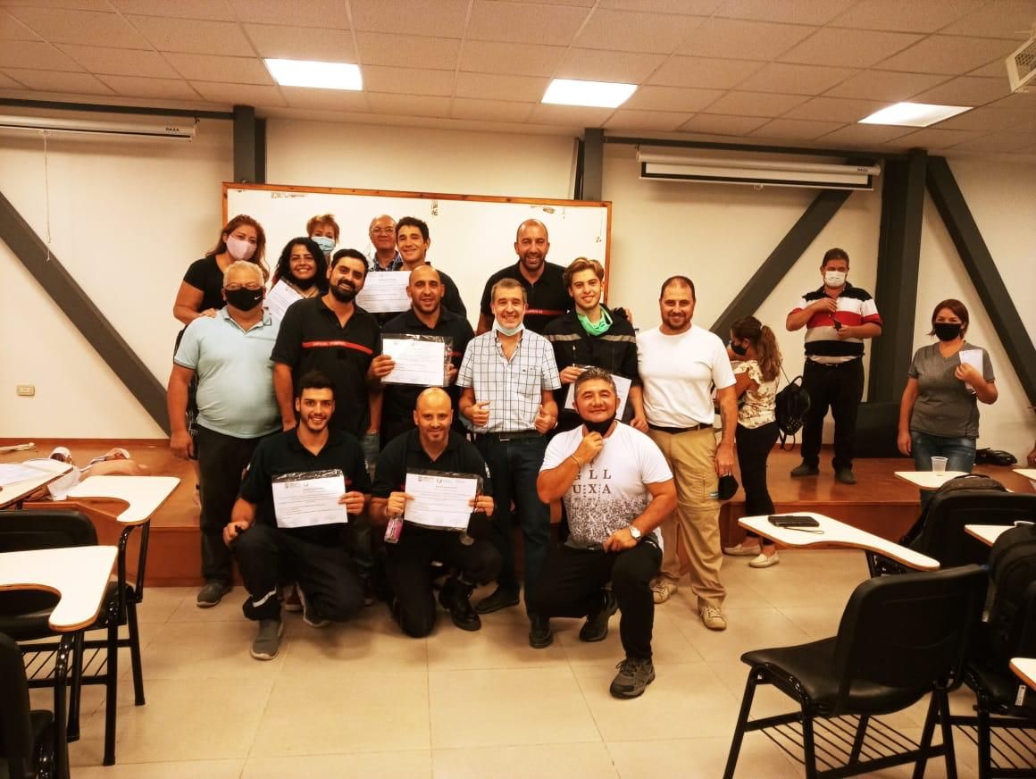 Cover Image for Certificación como Instructores en Reanimación Cardiopulmonar y DEA