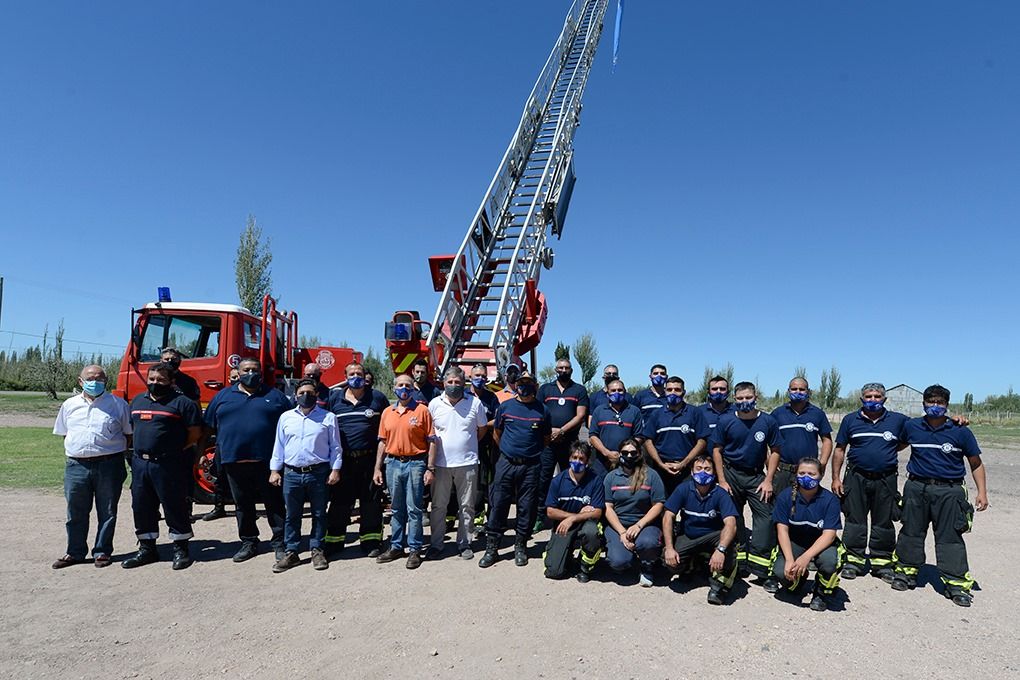 Cover Image for Donación de camión escalera a Salto de las Rosas