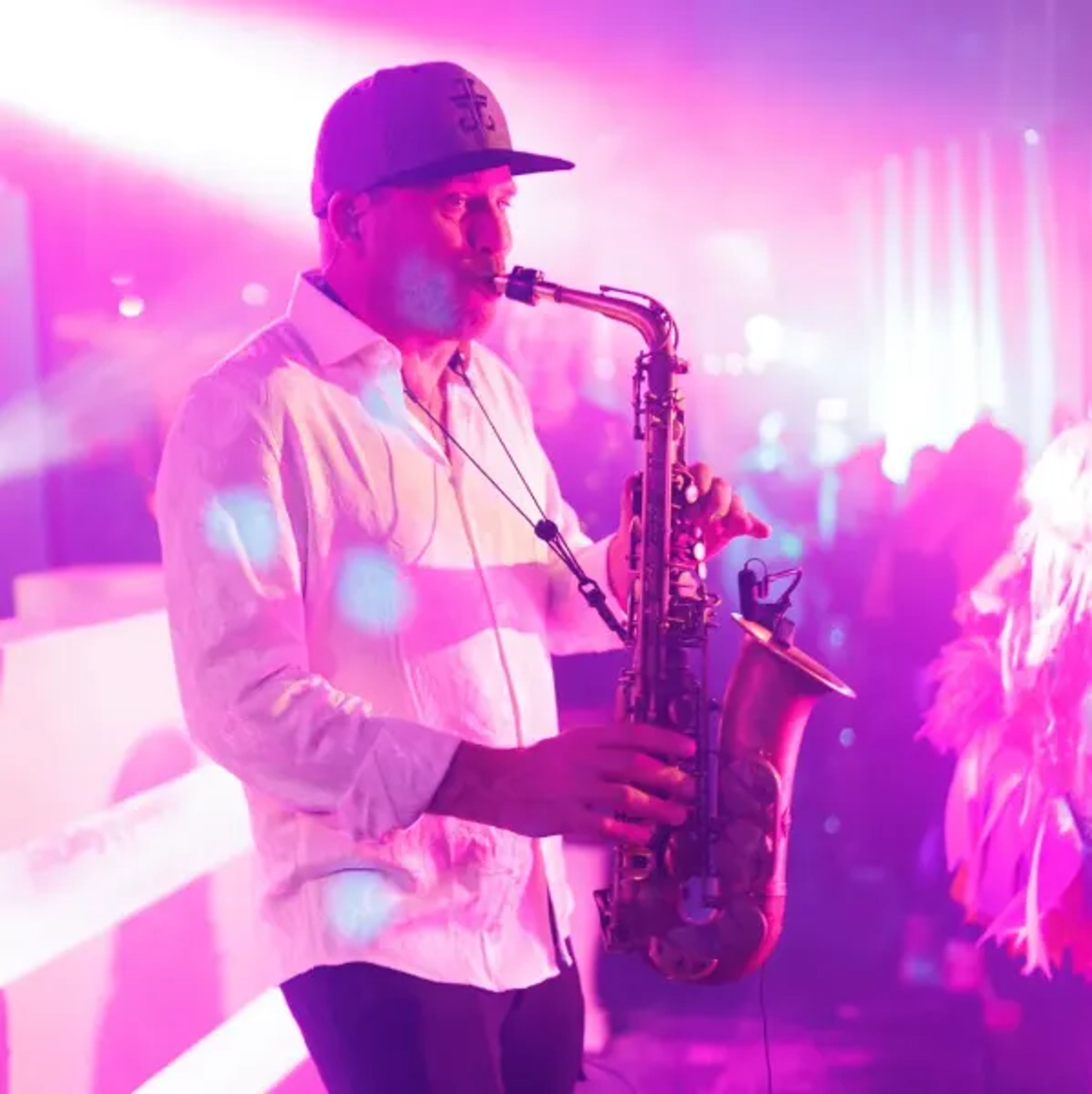 Live saxofoon op de dansvloer