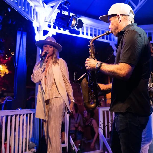 Prive feesten met een saxofonist