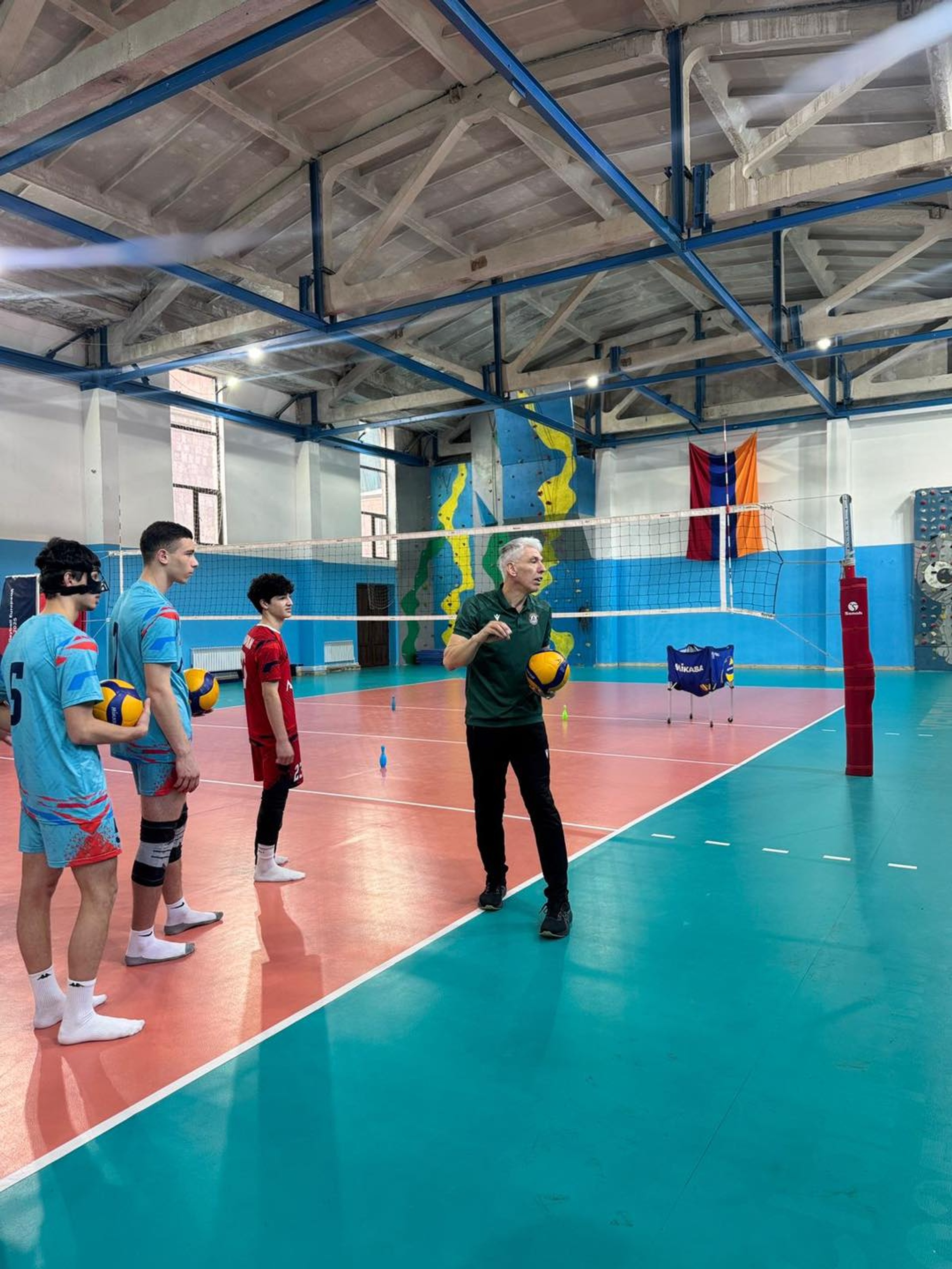 Volleyball Coaching Seminar Held in Yerevan