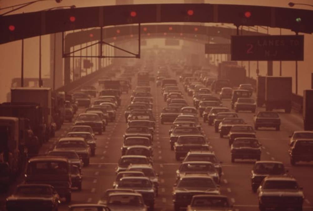 Missing alternative text