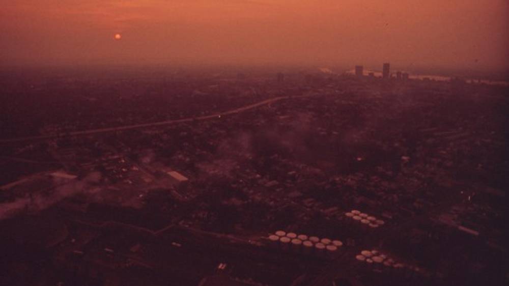 Missing alternative text