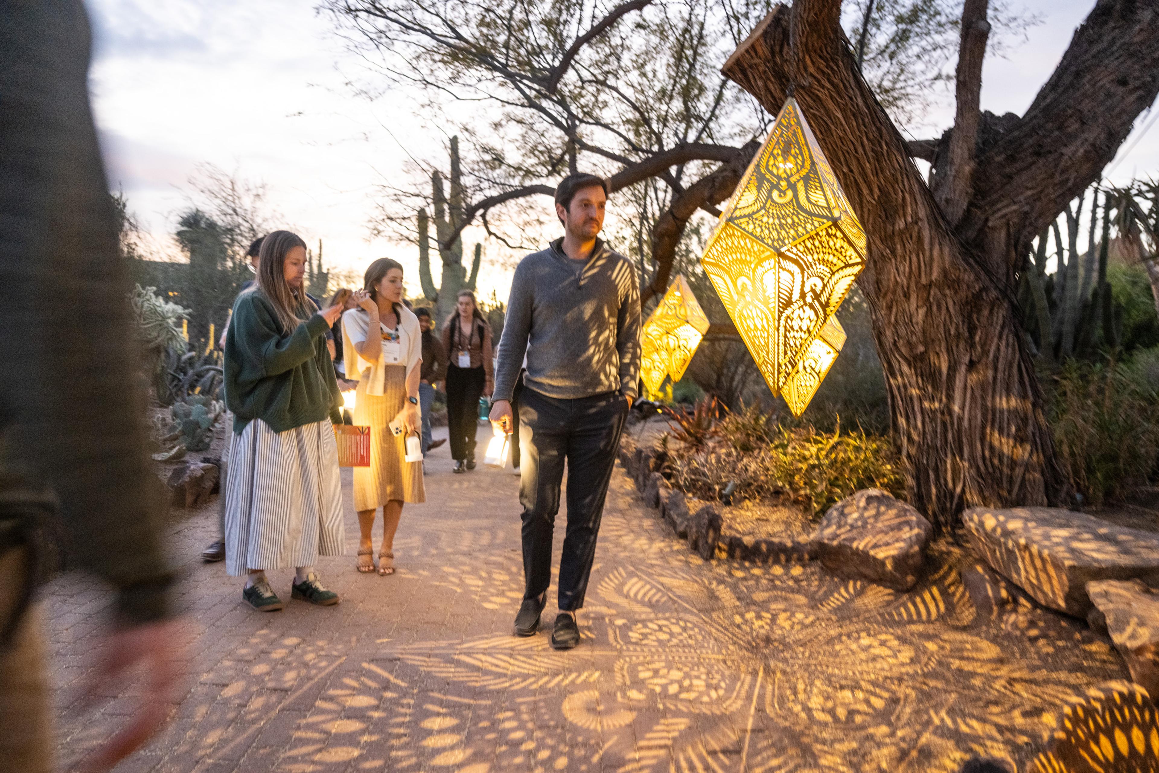 Watershed Community tour of Desert Botanical Garden