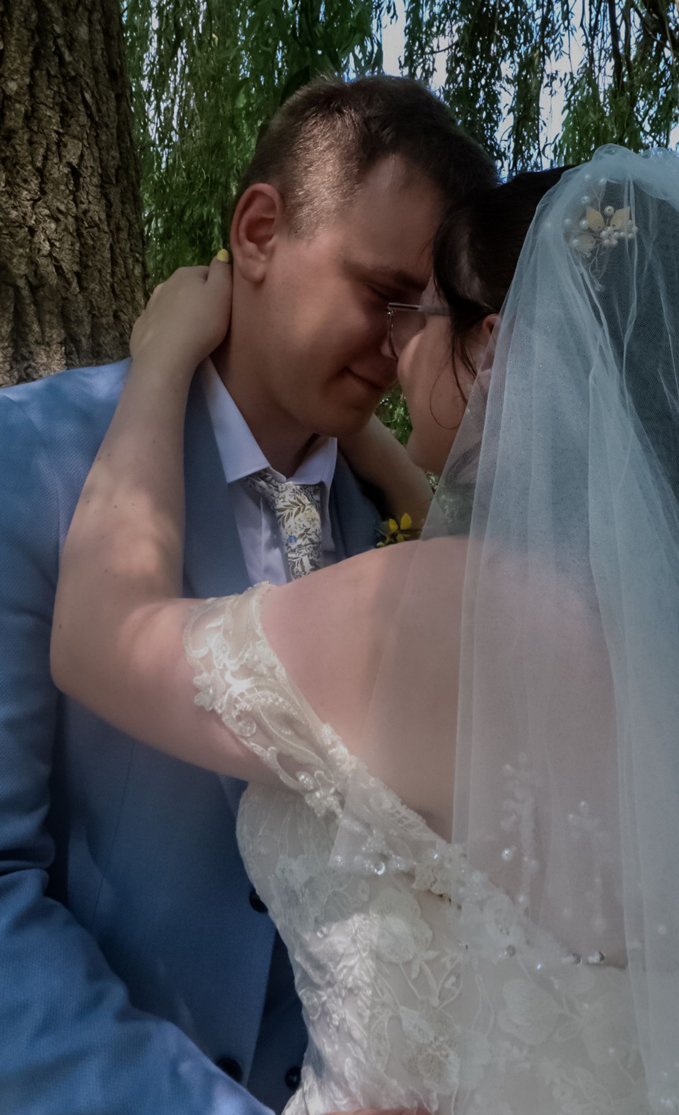 D & E-M — photograph 5