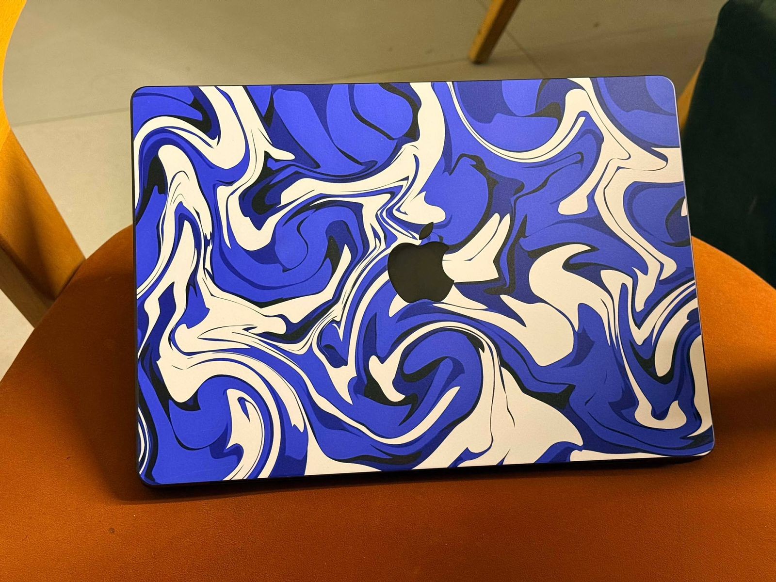 blendy blue on MacBook Pro 14 (2024) M4