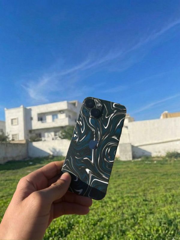 distortion silver on iphone 14