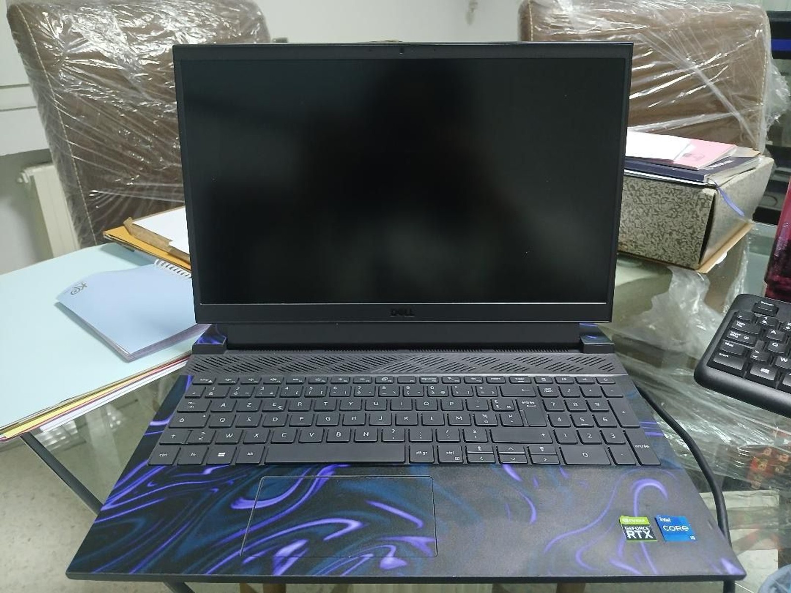 distortion purple on Dell G15 5510/G15 5511 Gaming