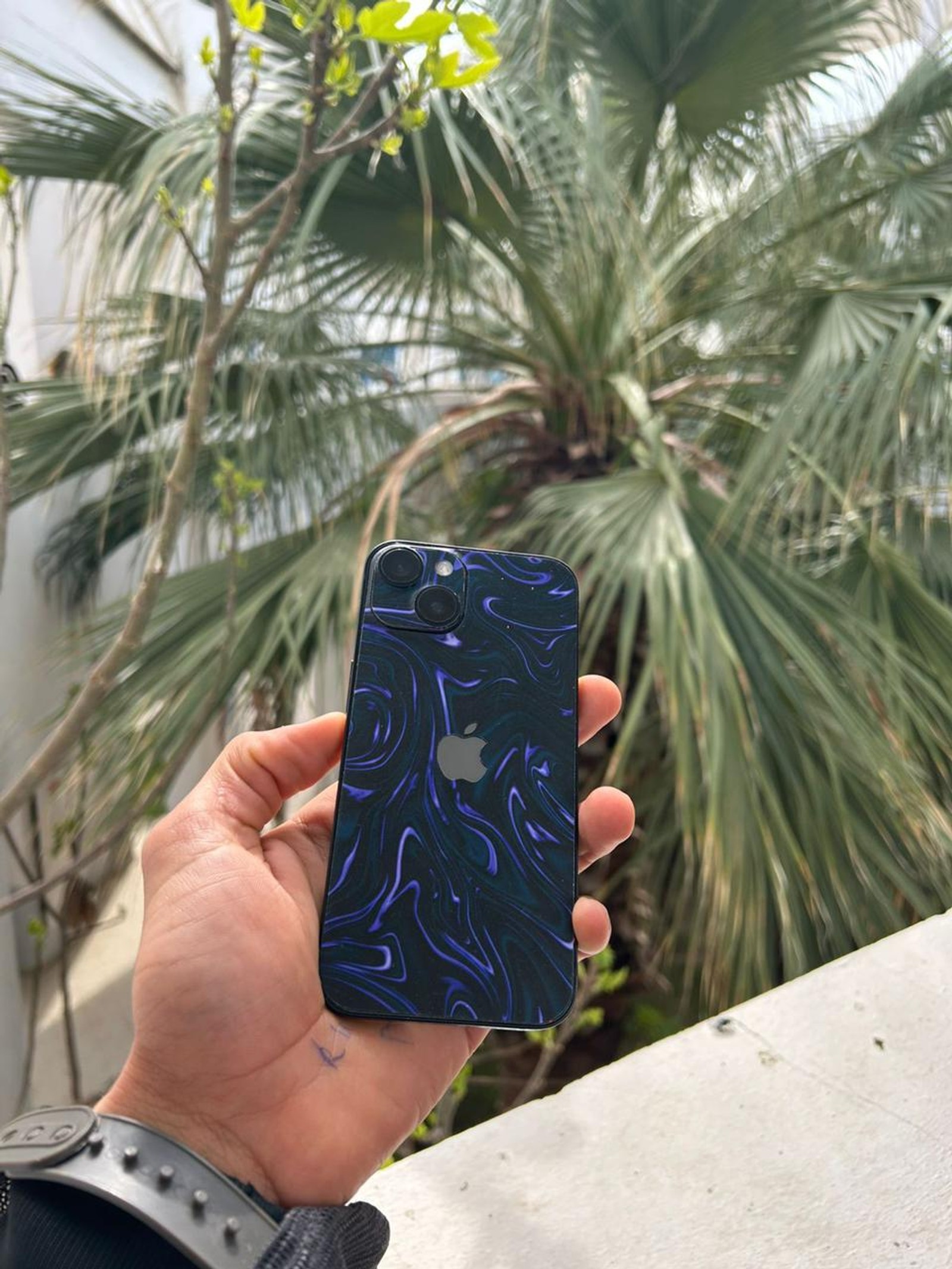 distortion purple on iphone 14