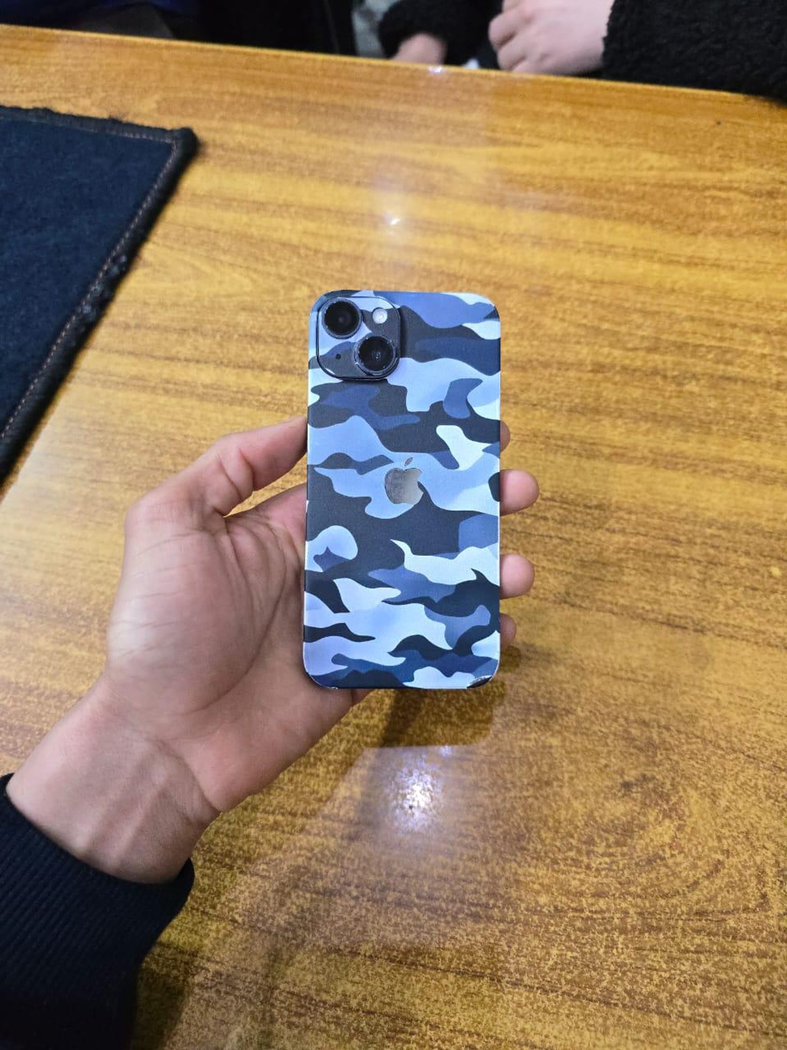 camo black on iphone 14